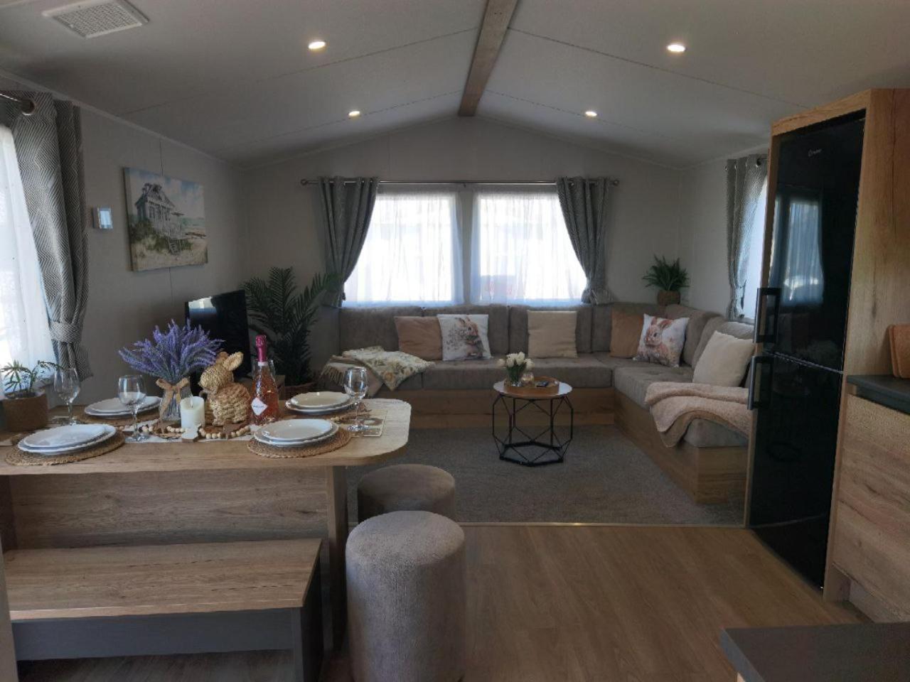 Big Boss Caravan-camber Sands, Free Wi-fi, Netflix, Parking * Camber